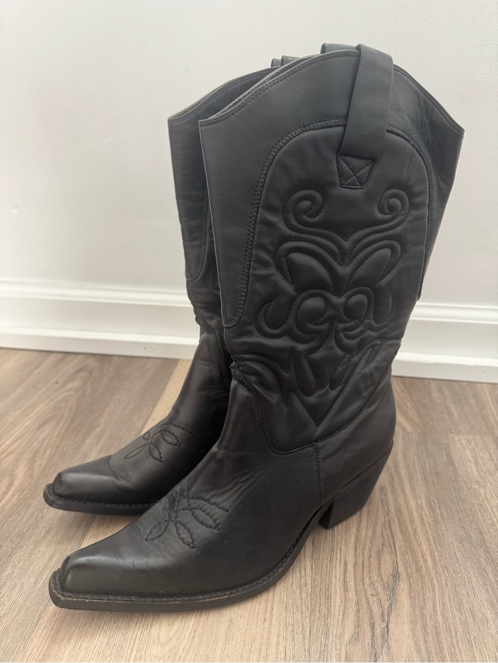 Nine West black leather western cowboy boots women 8M embroidered mid calf